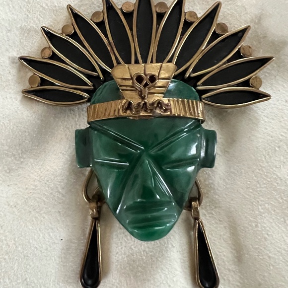 Mexican Head Brooch - Picture 2 of 11
